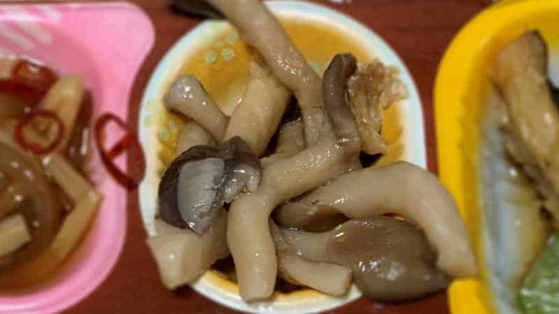 食宅便の低糖質セレクト
副菜2品目：きのこバター醤油和えのメニュー画像です。